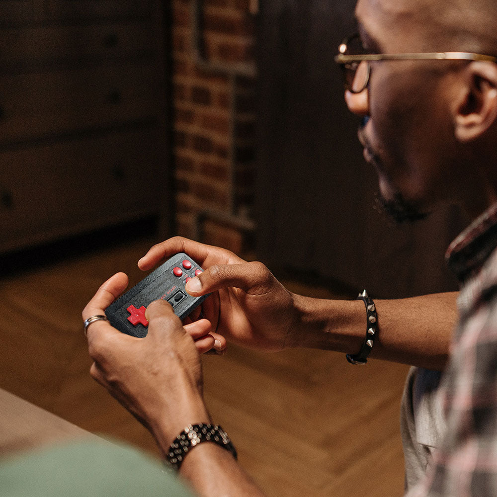 Wireless Handheld TV Gaming Console with Built-in Games- Battery Operated_7